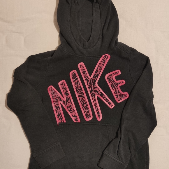 Girls Black And Pink NIKE hoodie - Picture 3 of 4